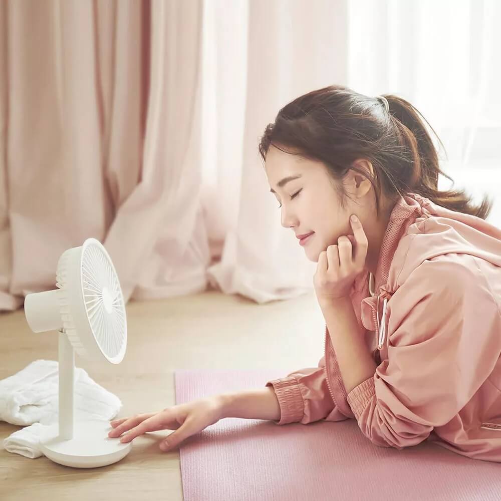 Xiaomi Solove F5 4000mAh Rechargeable Desk Fan – Black Color - Image 2